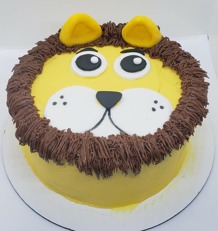 Cake decorated like a lion